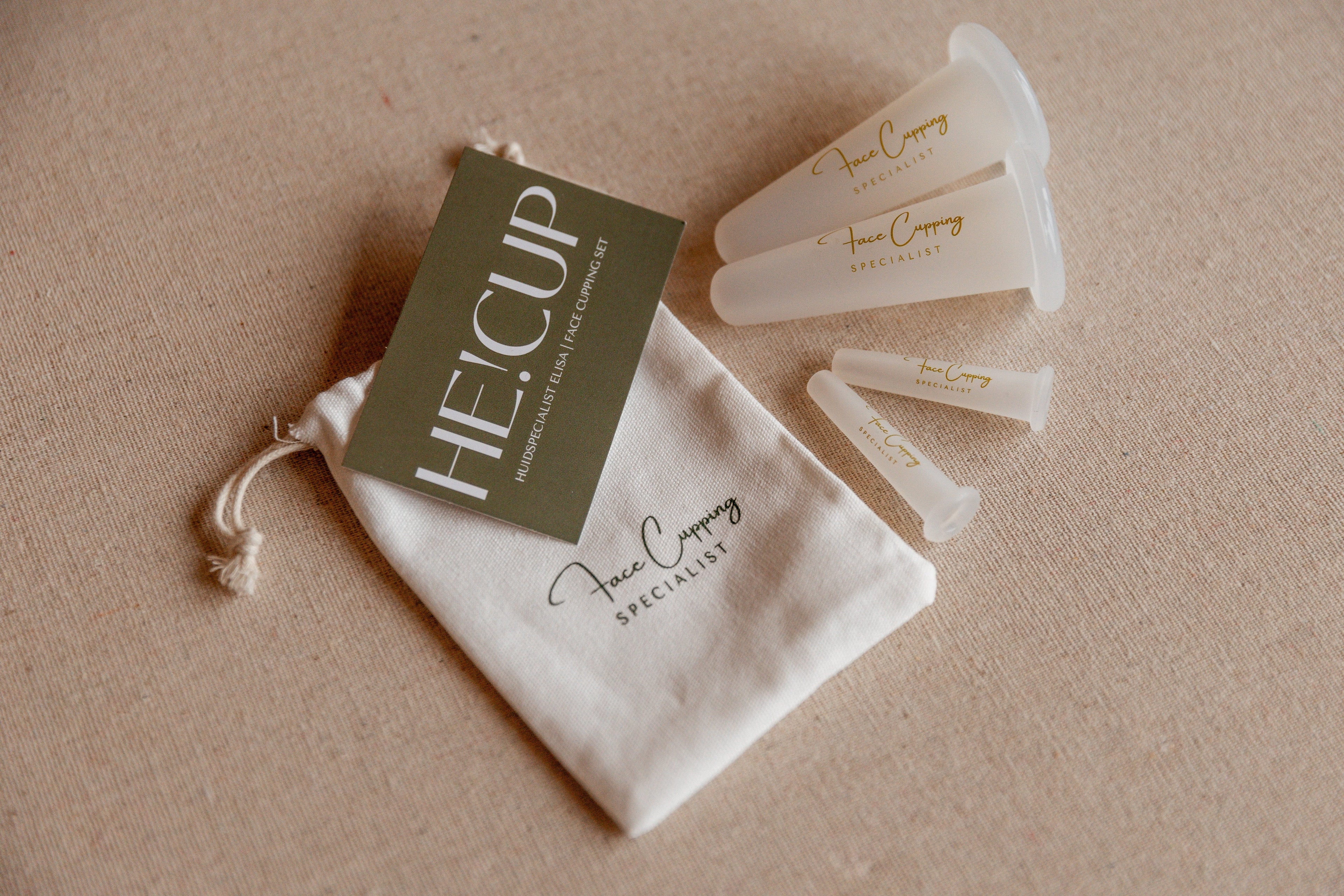 Face Cupping bij een vermoeide huid: natuurlijke energieboost voor je gezicht.