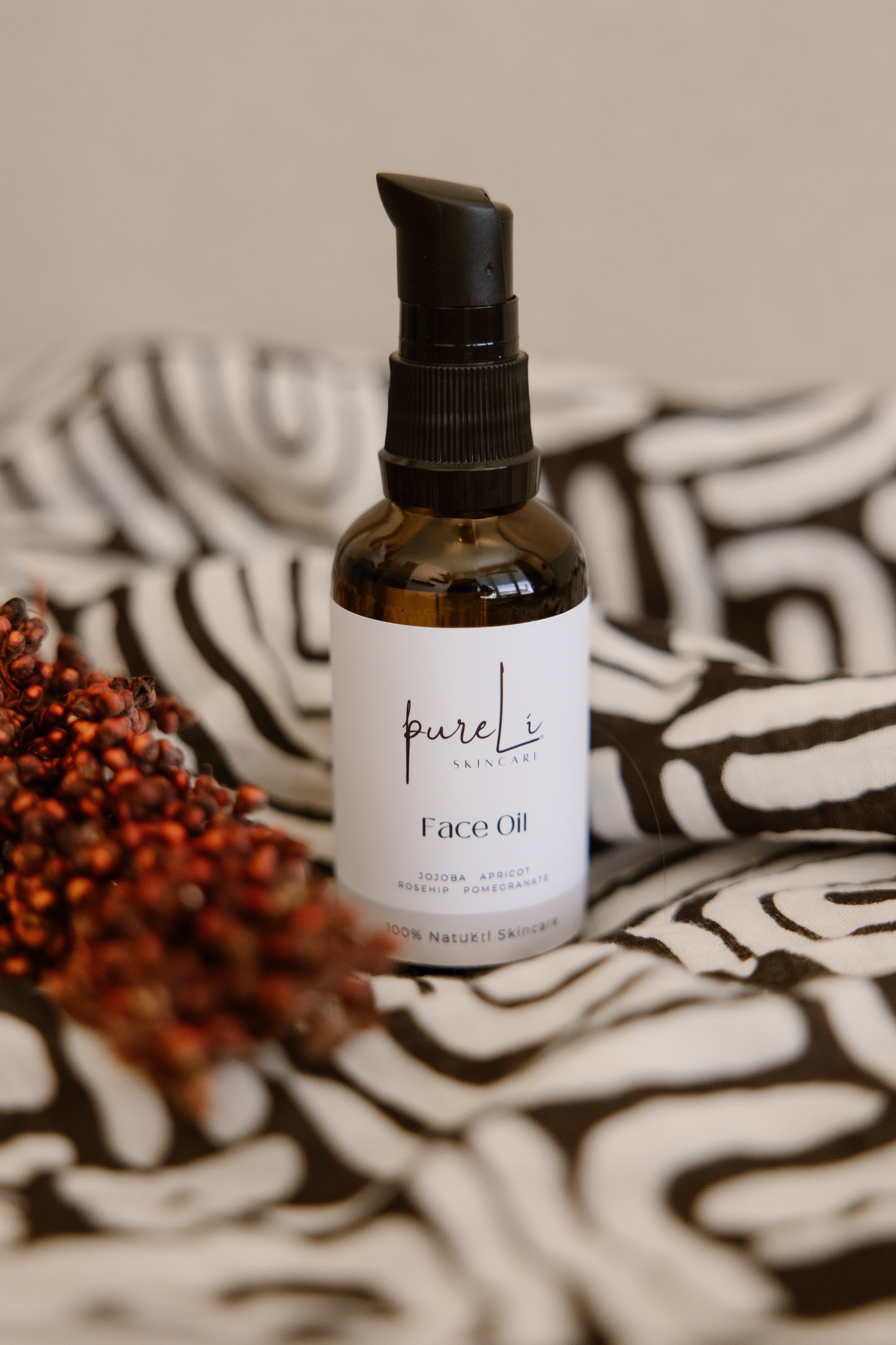 Een blend van natuurlijke oliën en vitamine E. Ideaal voor het cuppen van het gezicht.